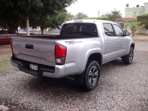 Imagen 8 de 15 de Toyota Tacoma 2018