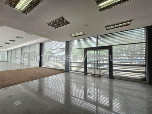 Valeria Chong Local Alquiler Barquisimeto Lara Zona Industrial Comercial Economico Codigo Inmobiliaria Rent-a-house 25-17241
