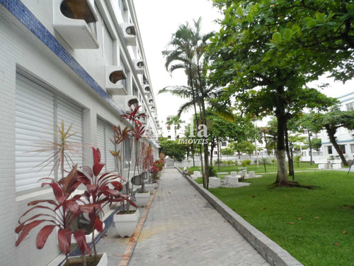 Imagem 8 de 9 de Apto Reformado, 1 Dorm., 200mts Praia Enseada - V2712
