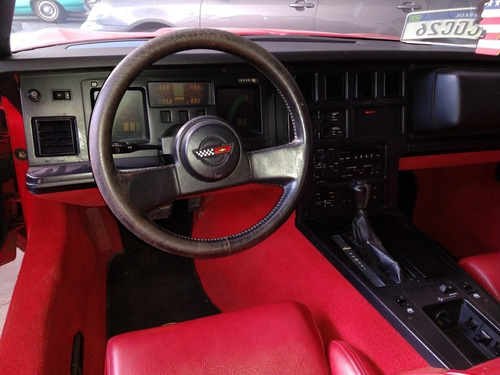 Imagem 7 de 13 de Chevrolet Corvette