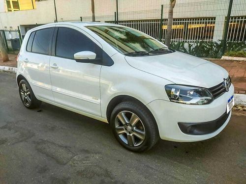 Imagem 1 de 10 de Volkswagen Fox 1.6 Gii