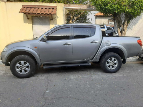 Imagem 3 de 13 de Mitsubishi L200 2013 3.2 Triton Hpe Cab. Dupla 4x4 Aut. 4p