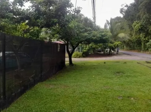Terrero 375 M2. Tres Aposentos, Baño, Bodega Y Patio Pilas