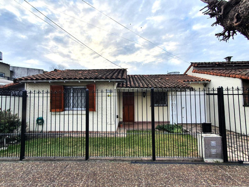 Venta Casa 3 Ambientes En Posadas Al 1900 - Ituzaingó Norte