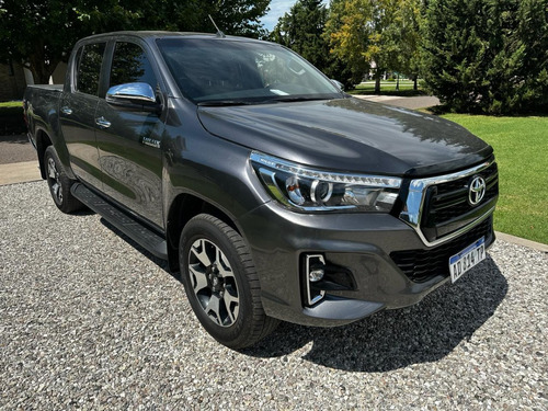 Toyota Hilux 2.8 Cd Srx 177cv 4x2 At