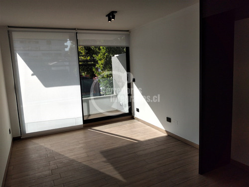 Departamento En Arriendo De 2 Dorm. 2 Baños En Ñuñoa
