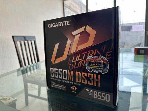 Gigabyte B550 Ds3h Actualizada Poco Uso 4.0 Pci Y Memorias