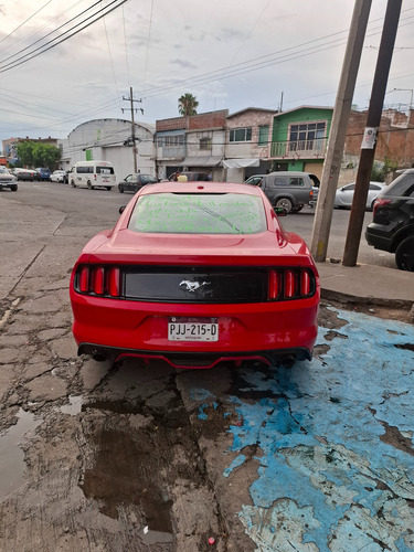 Ford Mustang 2.3 ecoboost T/A piel