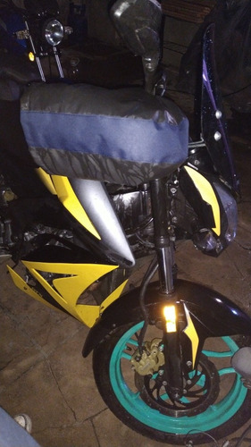 Imagen 7 de 16 de Rouser Ns200