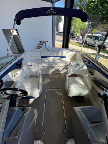 Lancha Monterey 204 Fs - Volvo Penta V8 - Santana Yachts