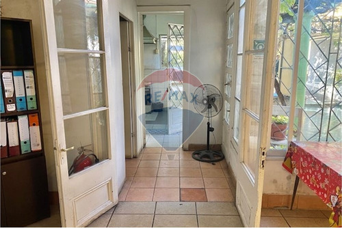 Oficina O Residencial En Recoleta