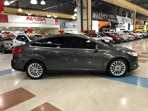 Ford Focus 2.0 Titanium Fastback 16v Flex 4p Powershift