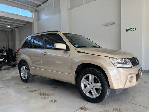 Imagen 2 de 8 de Suzuki Grand Vitara Jiii 2.0 5ptas Impecable