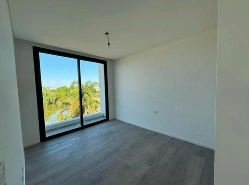 Casa En Venta El Canton A La Laguna