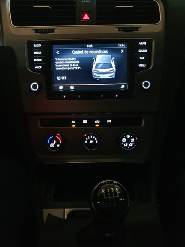 Volkswagen Golf 1.6 Trendline 2016