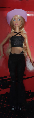 Boneca Rbd Rebelde Mia Mattel (Usado)