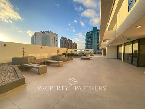 Arriendo Departamento Almagro Avenida Brasil Con V...