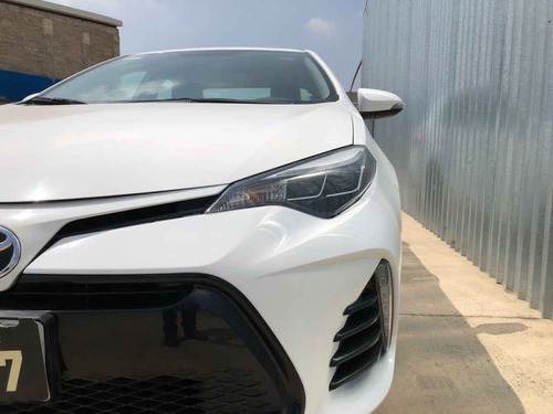Imagen 13 de 15 de Toyota Corolla 2017 4p Se L4/1.8 Man