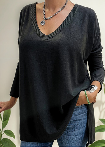 Sweater Remera Mujer Suelto Basico Cuello V Nelly Peonia