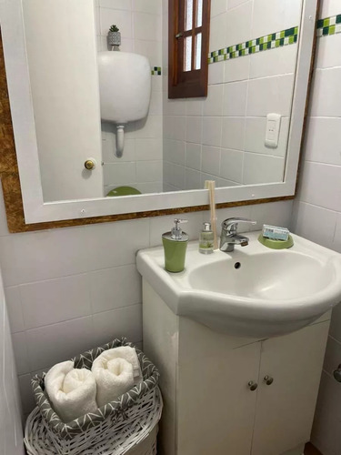 Casa En Venta Tipo Dúplex Reciclada De 3 Dormitorios En Centro