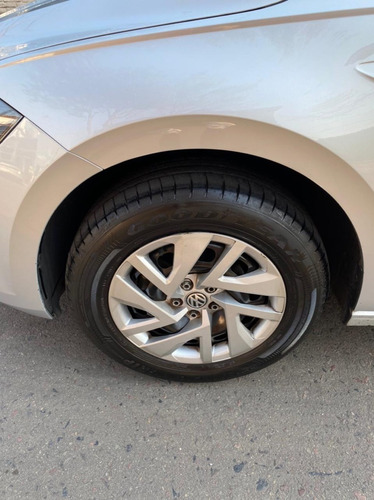 Imagen 5 de 12 de Volkswagen Virtus Trendline 2020 30milkm