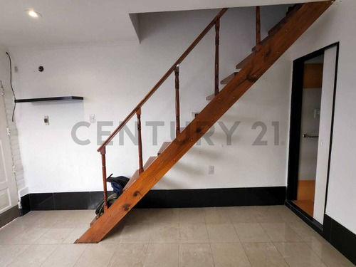 Alquiler Departamento Tipo Ph 2 Ambientes, Lanus Oeste.