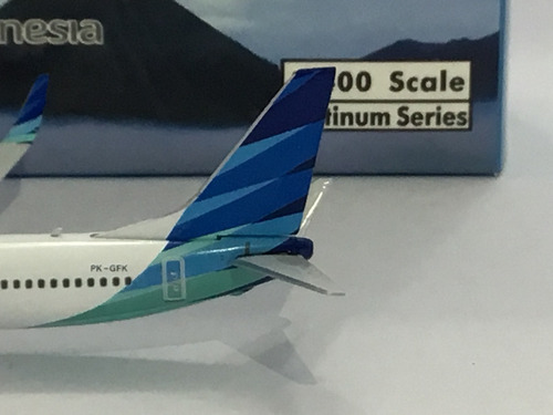 Avion A Escala (1:400) Garuda Indonesia, B737-800
