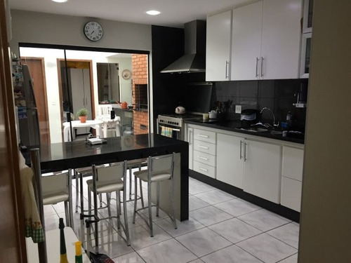 Sobrado - Ref: 6541