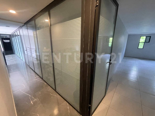 Local En Plaza San Juan 77 Chapultepec, Cuernavaca $8,740.00 Mxn