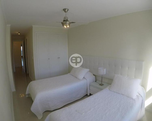 Apartamento En Brava Primera Linea