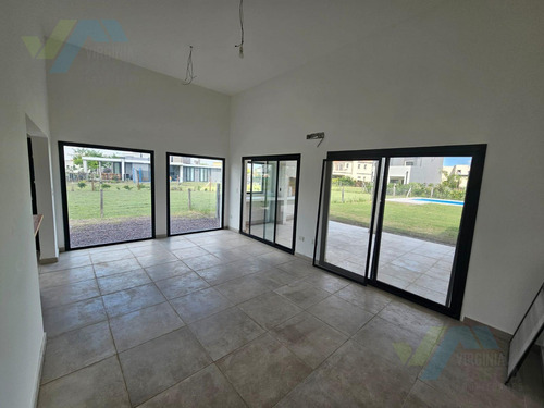 Casa En Venta 4 Amb. - Barrio Cerrado San Pablo Financiación Propia