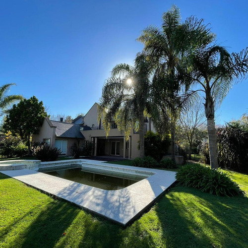 Casa En Venta Campos De Alvarez