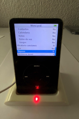 iPod  Classic 80 Gigas Con Cargador