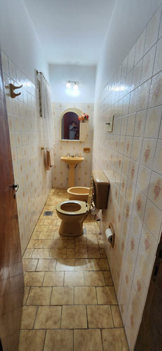 Casa De 4 Dormitorios.