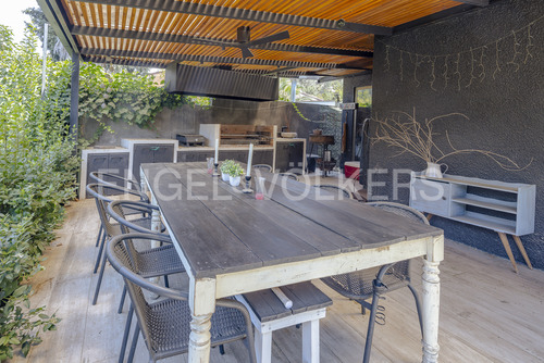 Moderna Casa En El Arrayán