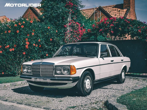 Imagen 23 de 25 de Mercedes-benz 250s | Permuta / Financia