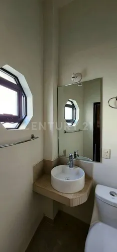 Oportunidad, Hotel Ubicado A Un Costado Del Teatro Calderón Y Catedral