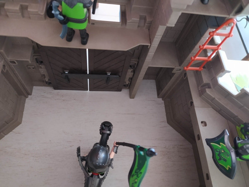 Imagen 4 de 9 de Playmobil Castillo 6002 + 9 Caballeros Medievales