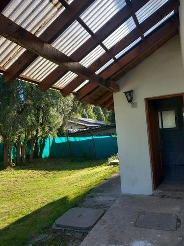 Casa En Venta - 5 Dormitorios 3 Baños 5 Cocheras - 760mts2 - San Carlos De Bariloche