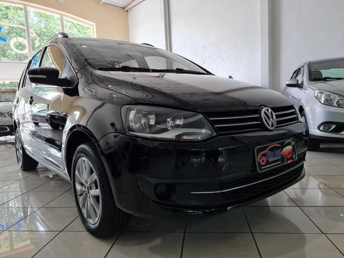 Imagem 2 de 15 de Volkswagen Spacefox 1.6 8v Trend Totalflex 4p 2014