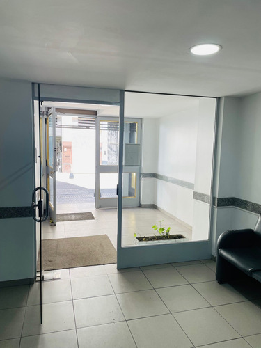 Imagen 6 de 30 de Oficina En Venta En Monserrat