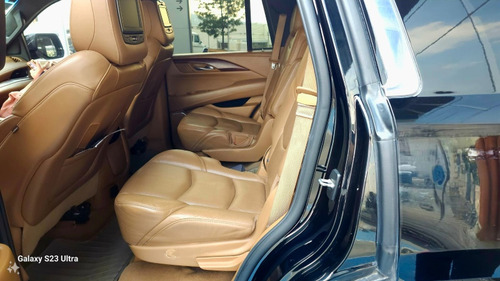 Cadillac Escalade 6.2 Plinum 4x4 At