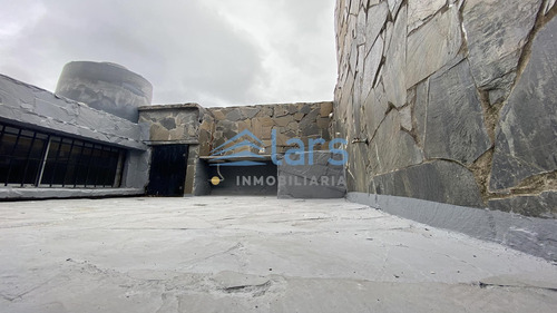 Apartamento En Alquiler / Cordón - Inmobiliaria Lars