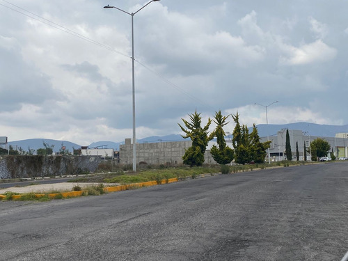 Terreno Comercial Sobre Blvd.principal De Walmart, Pachuca Hidalgo