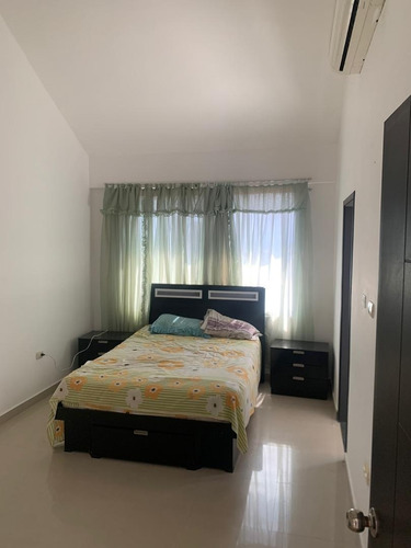 Imagen 9 de 12 de Townhouse En Venta Lomas Del Este Valencia 215 Metros. Código 438990