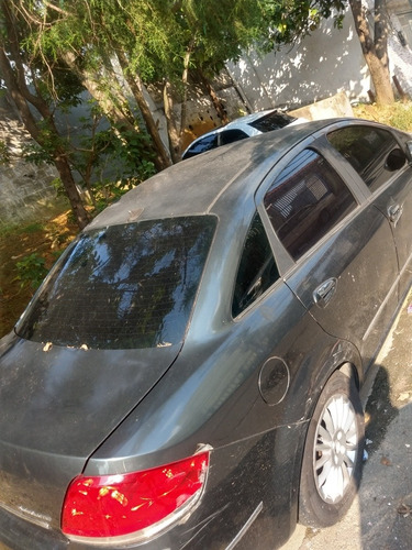 Fiat Linea 1.9 16v Absolute Flex Dualogic 4p 2010