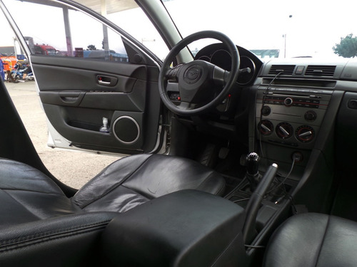 Mazda Mazda 3 Mt