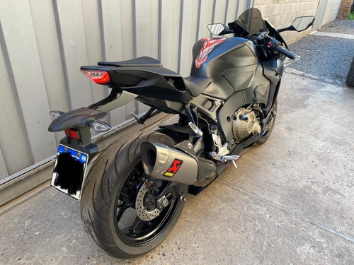 Imagen 3 de 9 de Honda Cbr 1000 Pista 2018