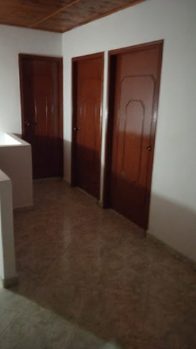 Imagen 9 de 22 de Edificios En Venta Vereda Lebrija 152-804