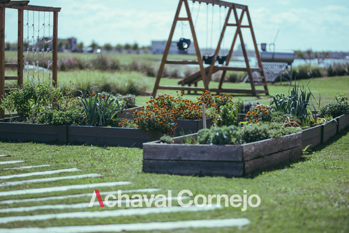 Terreno Lote En Venta Al Lago En Barrio Ceibos - Puertos
